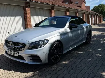 Gebraucht Mercedes C220 AMG 194 PS (142 kW) 2021 Silber Cabrio
