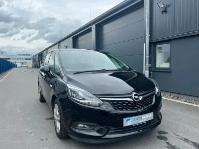 Gebraucht Opel Zafira Business Edition 135 PS (99 kW) 2017 Schwarz Van / Kleinbus