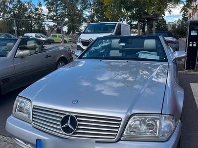 Silber Gebraucht 2002 Mercedes SL500 Cabrio | 35.000 €