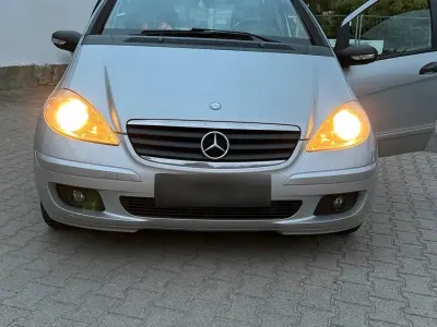 Gebraucht Mercedes A150 95 PS (69 kW) 2007 Silber Kleinwagen