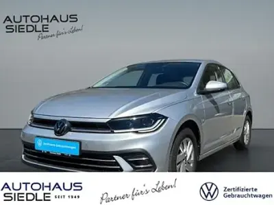 Gebraucht VW Polo Style 110 PS (80 kW) 2023 Silbern Kleinwagen
