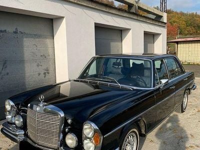 Gebraucht Mercedes S280 160 PS (117 kW) 1969 Schwarz Limousine