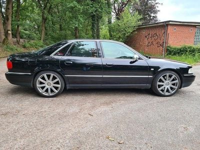 Second-hand Audi S8 Sport 360 CP (264 kW) 1999 Negru Berlinǎ