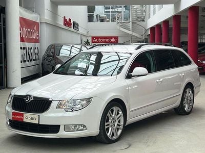 Gebraucht Skoda Superb Elegance 170 PS (125 kW) 2012 Weiß Kombi