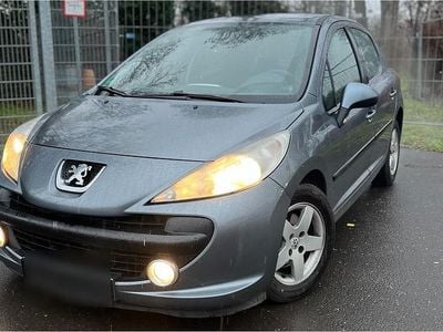 Gebraucht Peugeot 207 95 PS (69 kW) 2009 Grau Kleinwagen