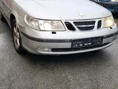 Usata Saab 9-5 200 CV (147 kW) 2002 Argento Berlina