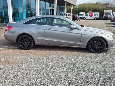 Gebraucht Mercedes E350 231 PS (169 kW) 2010 Silber Coupé