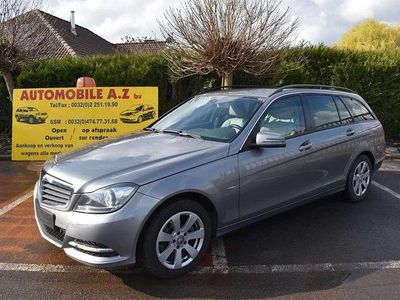 Gebraucht Mercedes C200 Elegance 136 PS (100 kW) 2012 Grau Limousine