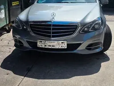 Gebraucht Mercedes E350 252 PS (185 kW) 2014 Silber Limousine