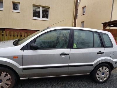 Second-hand Ford Fusion 80 CP (58 kW) 2005 Argintiu Hatchback