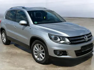 Gebraucht VW Tiguan LOUNGE 150 PS (110 kW) 2016 Silber SUV