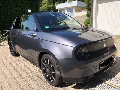 Honda e