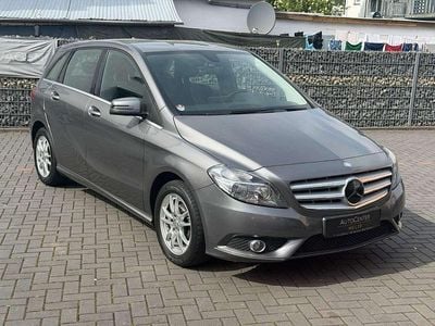 Usata Mercedes B180 122 CV (89 kW) 2014 Grigio Monovolume