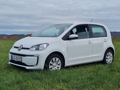 Weiß Gebraucht 2021 VW e-up! Kleinwagen | 12.500 € (Guter Preis)