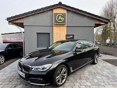 Schwarz Gebraucht 2018 BMW 730 Limousine | 32.200 € (Guter Preis)