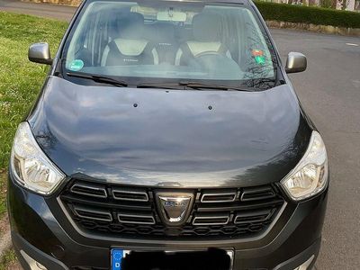 Gebraucht Dacia Lodgy Stepway 131 PS (96 kW) 2020 Grau Van / Kleinbus
