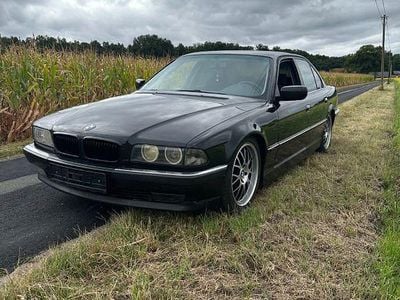 BMW 735