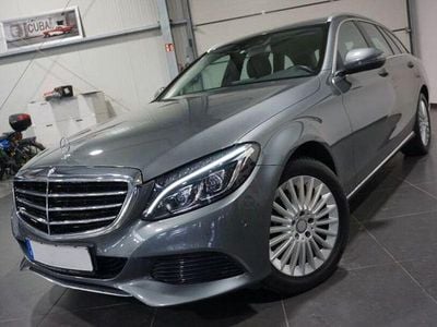 Gebraucht Mercedes C180 Exclusive 156 PS (114 kW) 2016 Grau metallic Kombi