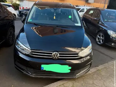Gebraucht VW Touran 2023 Schwarz Van / Kleinbus