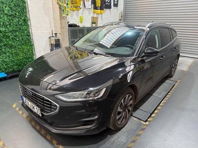 Gebraucht Ford Focus Titanium 125 PS (91 kW) 2024 Schwarz Limousine