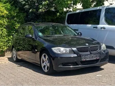 Gebraucht BMW 318 143 PS (105 kW) 2008 Schwarz Kombi