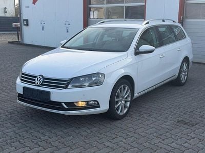 Gebraucht VW Passat Highline 160 PS (117 kW) 2012 Weiß Kombi