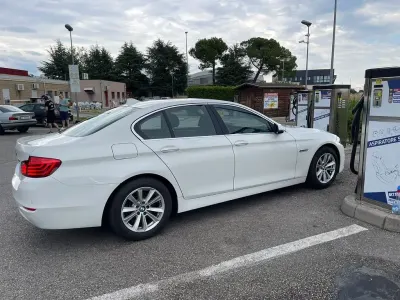 Gebraucht BMW 528 245 PS (180 kW) 2016 Weiß Limousine
