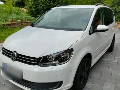 Gebraucht VW Touran 140 PS (102 kW) 2015 Weiß Van / Kleinbus