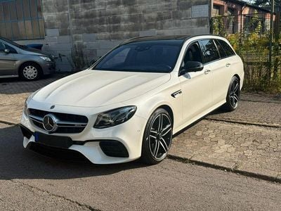 Mercedes E63 AMG
