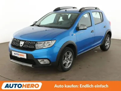 Gebraucht Dacia Sandero Prestige 90 PS (66 kW) 2017 Blau Kleinwagen