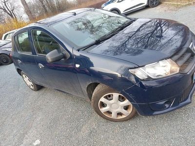 Gebraucht Dacia Sandero 75 PS (55 kW) 2013 Blau Limousine