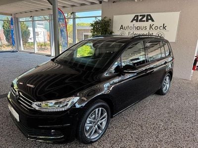 Neu VW Touran Comfortline 150 PS (110 kW) 2026 Schwarz Van / Kleinbus