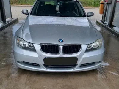 Gebraucht BMW 320 150 PS (110 kW) 2007 Silber Kombi