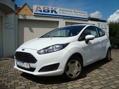 Gebraucht Ford Fiesta Trend 60 PS (44 kW) 2013 Weiß Kleinwagen