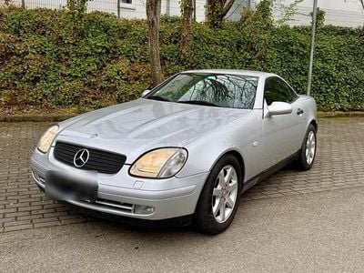 Usata Mercedes SLK230 193 CV (141 kW) 1998 Argento Cabrio