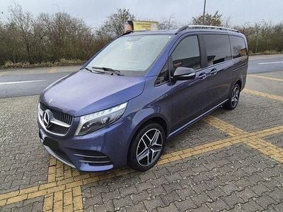 Gebraucht Mercedes V300 AMG 237 PS (174 kW) 2022 Blau Van / Kleinbus