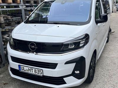 Gebraucht Opel Zafira Life 177 PS (130 kW) 2024 Weiß Van / Kleinbus