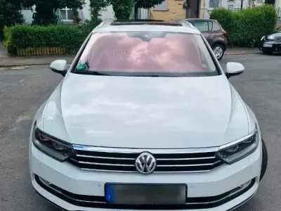Gebraucht VW Passat Highline 190 PS (139 kW) 2017 Weiß Kombi