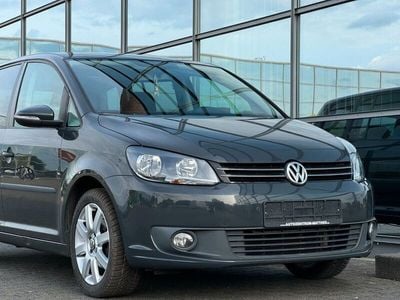 Gebraucht VW Touran Trendline 105 PS (77 kW) 2014 Grau Van / Kleinbus