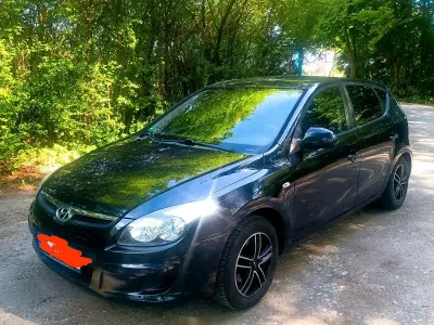 Gebraucht Hyundai i30 109 PS (80 kW) 2009 Schwarz Kleinwagen