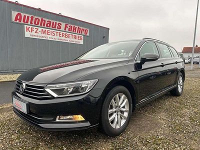 Second-hand VW Passat Comfortline 150 CP (110 kW) 2018 Negru Break