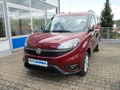 Usata Fiat Doblò Lounge 120 CV (88 kW) 2019 Rosso Monovolume