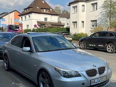 Brugt BMW 525 197 HK (144 kW) 2007 Sølv Sedan