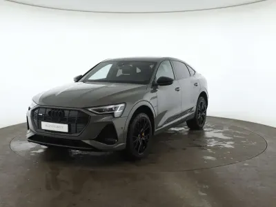 Gebraucht Audi e-tron Sportback Black Edition 300 kW (408 PS) 2023 Chronosgrau metallic SUV