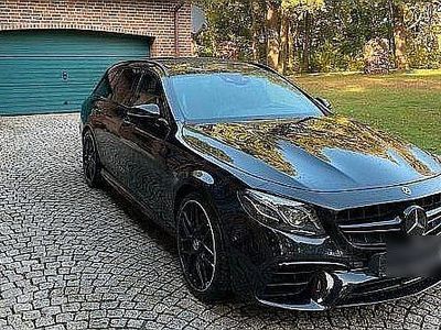 Mercedes E63S AMG