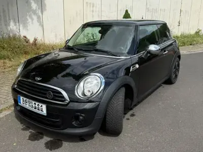 Gebraucht Mini ONE 75 PS (55 kW) 2013 Schwarz Kleinwagen