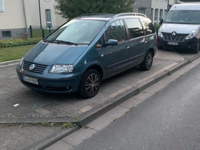 VW Sharan