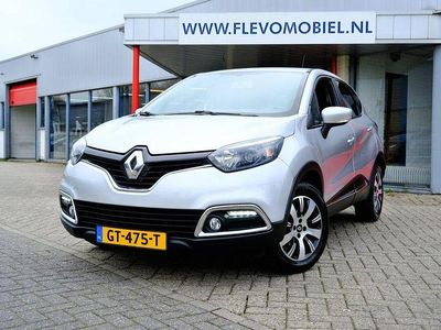 Gebraucht Renault Captur Expression 90 PS (66 kW) 2015 Grau SUV