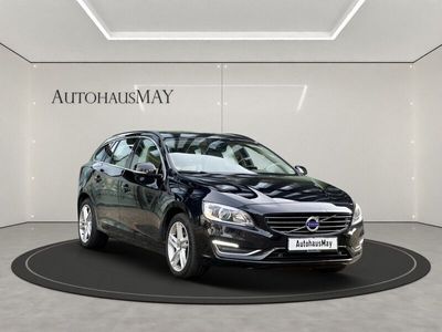 gebraucht Volvo V60 SummumAWD Automatik Scheckheftgepflegt