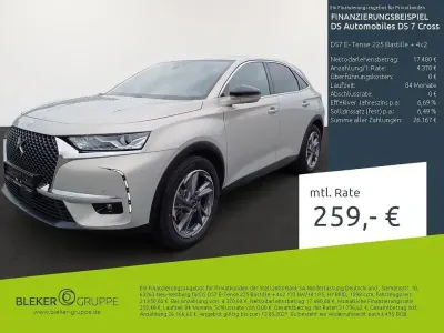 Gebraucht DS Automobiles DS7 Crossback Bastille Plus 181 PS (133 kW) 2022 Lackierung chrystal pearl/metallic klarlack SUV